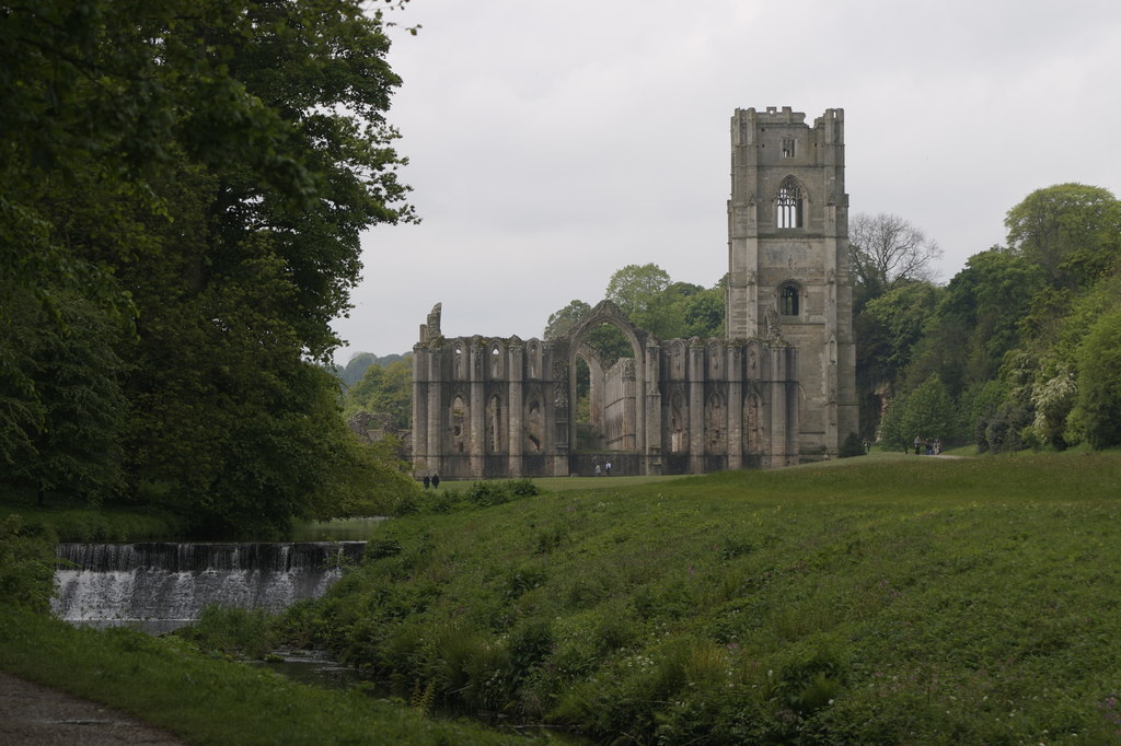 fountains-abbey-and-studley-royal-water-english-garden.jpg